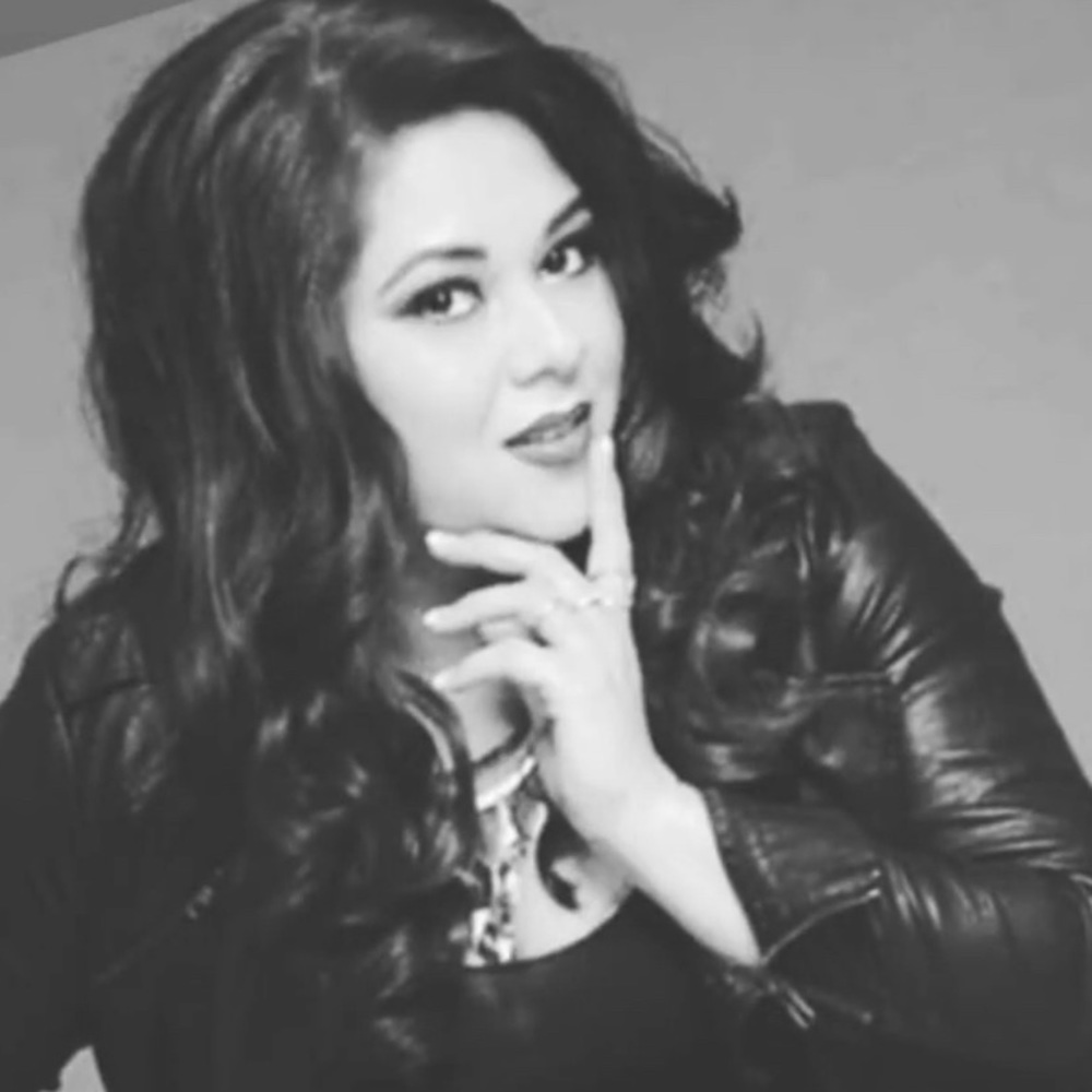 Meet your Posher, Pilar